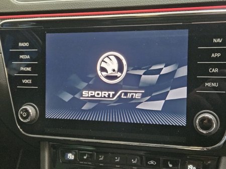 2019 Skoda Superb - photo 15