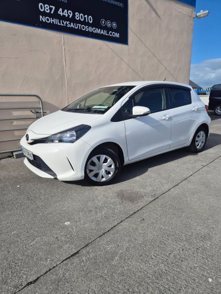 2016 Toyota Vitz - photo 8