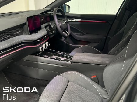 2026 Skoda Superb - photo 4