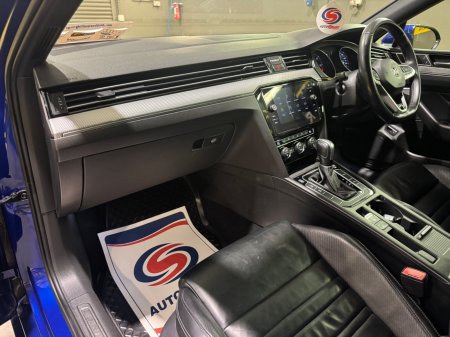 2020 Volkswagen Passat - photo 13