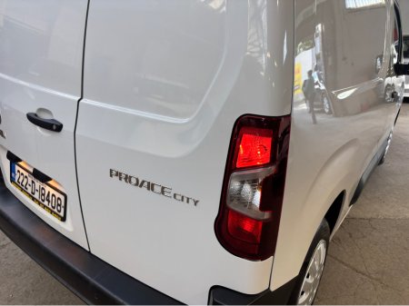 2022 Toyota Proace City - photo 10