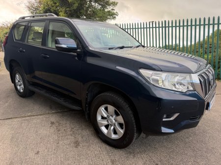 2018 Toyota Land Cruiser - photo 3