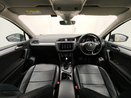 2020 Volkswagen Tiguan - photo 5