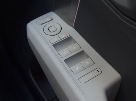 2026 Kia EV3 - photo 24