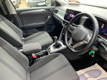 2023 Volkswagen T-Roc - photo 16