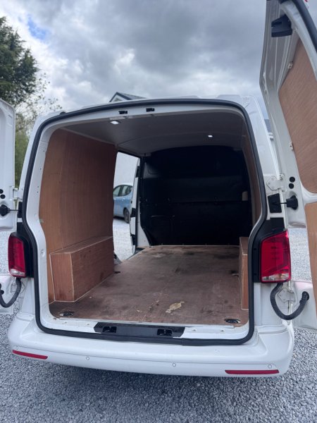 2021 Volkswagen Transporter - photo 8