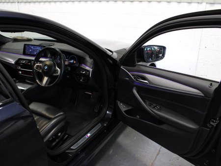 2019 BMW 5-Series - photo 23