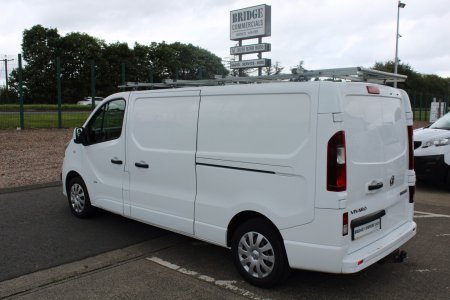 2017 Vauxhall Vivaro - photo 2