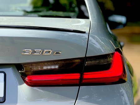 2023 BMW 3-Series - photo 7