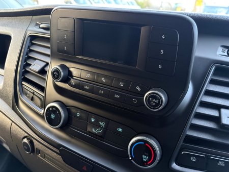 2021 Ford Transit - photo 13