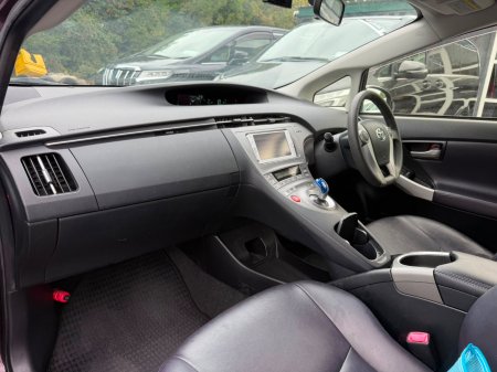 2013 Toyota Prius - photo 15