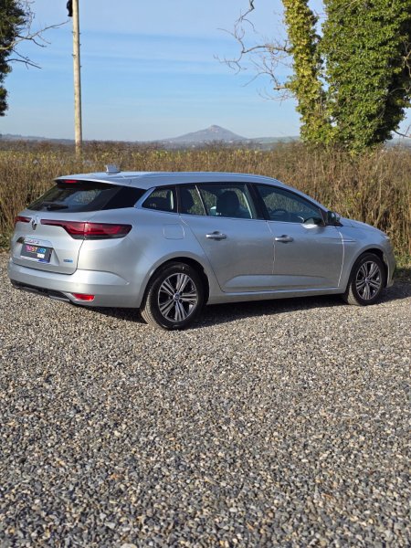 2021 Renault Megane - photo 11