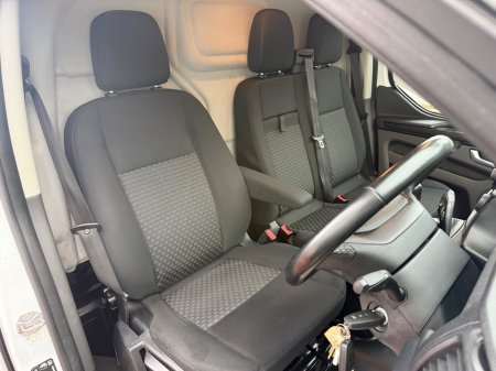 2021 Ford Transit Custom - photo 24