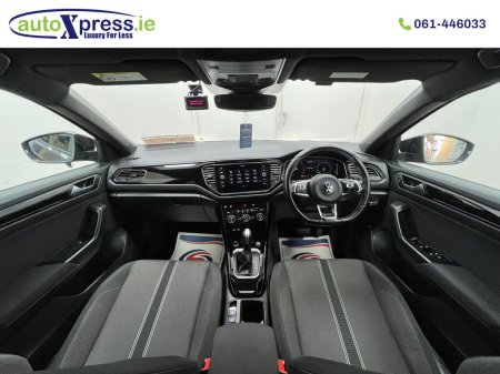 2022 Volkswagen T-Roc - photo 2