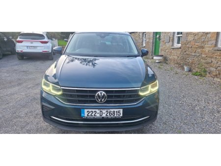 2022 Volkswagen Tiguan - photo 3