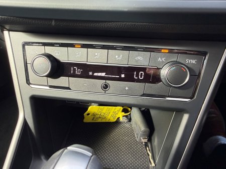 2020 Volkswagen Polo - photo 15