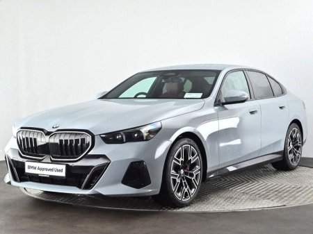 2026 BMW 5-Series - photo 24