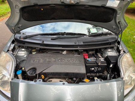2010 Toyota Yaris - photo 20
