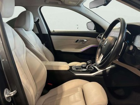 2021 BMW 3-Series - photo 11