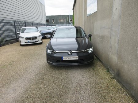 2022 Volkswagen Golf - photo 2
