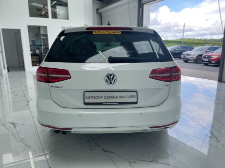 2019 Volkswagen Passat - photo 5