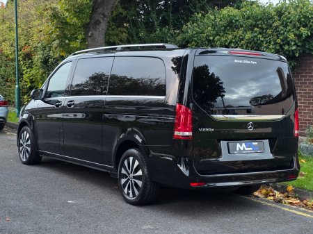 2023 Mercedes-Benz V-Class - photo 12