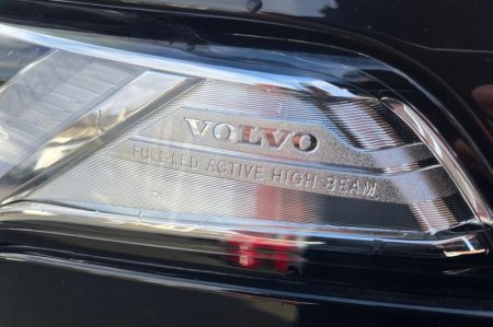 2022 Volvo XC90 - photo 30