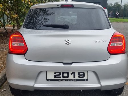 2019 Suzuki Swift - photo 3
