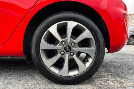 2020 Ford Fiesta - photo 8