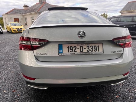 2019 Skoda Superb - photo 10