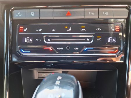 2022 Volkswagen T-Roc - photo 16