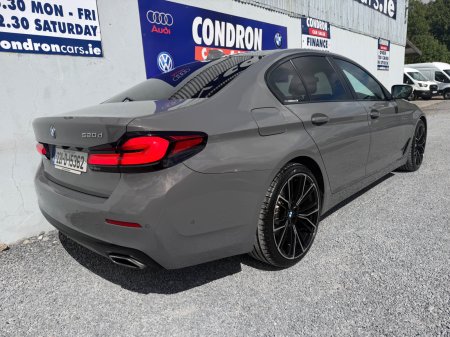 2022 BMW 5-Series - photo 8