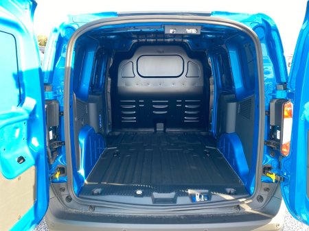 2026 Ford Transit Courier - photo 22