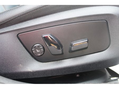 2022 BMW 5-Series - photo 16