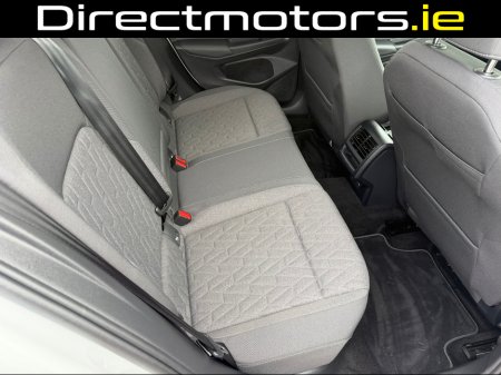 2025 Volkswagen Golf - photo 21