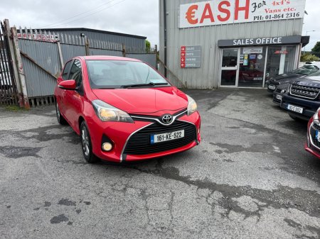 2016 Toyota Yaris - photo 2