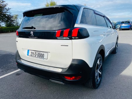 2021 Peugeot 5008 - photo 6