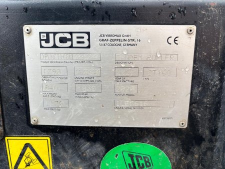 0 JCB  - photo 4