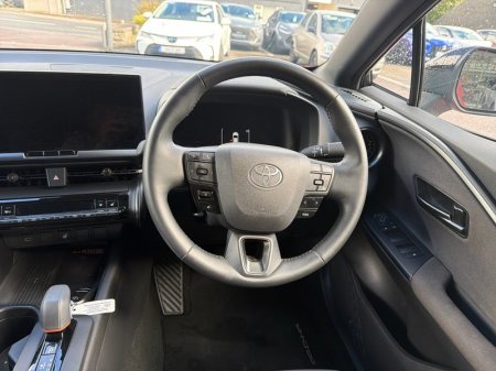2025 Toyota C-HR - photo 9
