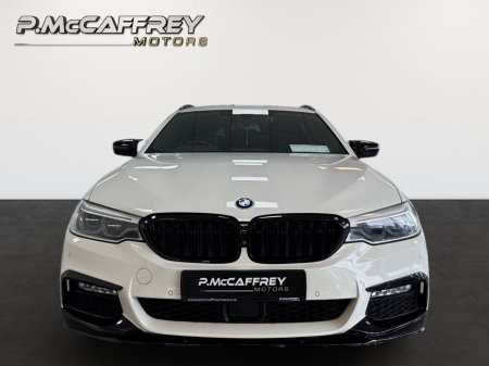 2017 BMW 5-Series - photo 2