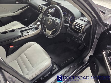 2015 Lexus IS - photo 7