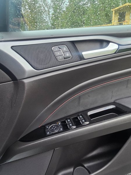2018 Ford Mondeo - photo 14