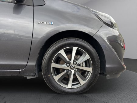 2019 Toyota Aqua - photo 9