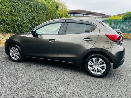 2018 Mazda Demio - photo 9