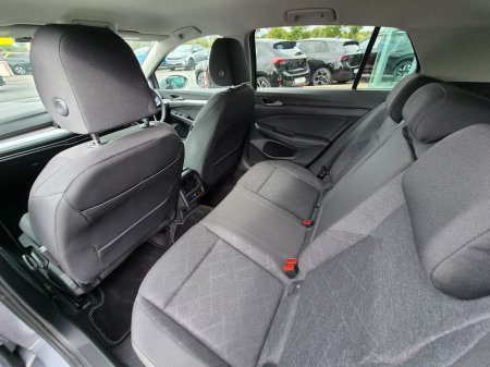 2024 Volkswagen Golf - photo 13