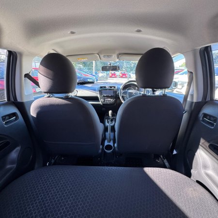 2015 Mitsubishi Mirage - photo 14