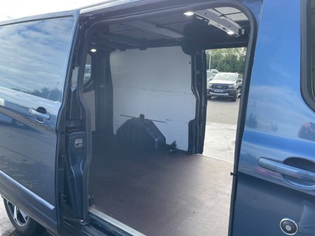 2022 Ford Transit Custom - photo 17