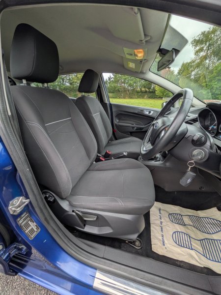 2017 Ford Fiesta - photo 13