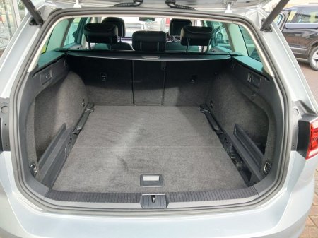 2022 Volkswagen Passat - photo 19