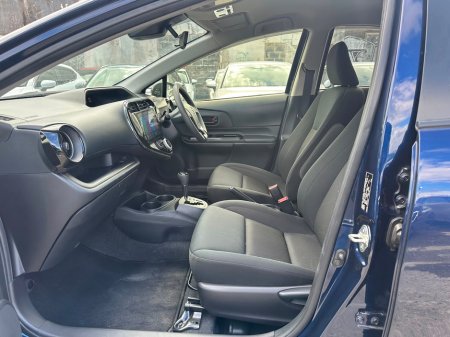 2019 Toyota Aqua - photo 15